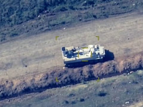 Atəşkəs rejimini pozan düşmənin zirehli texnikası məhv edildi – VİDEO