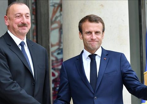 Makron İlham Əliyevə zəng etdi