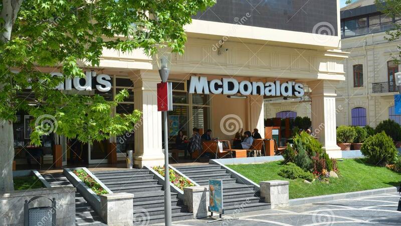 “McDonald’s”dan ORDUYA HÖRMƏTSİZLİK – Dəstək paylaşımlarını sildi/FOTO-VİDEO (YENİLƏNDİ)