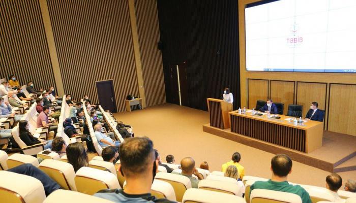 Türkiyədən gələn həkimlər TƏBİB-in tabeliyindəki müəssisələrdə xidmət göstərəcəklər – FOTO