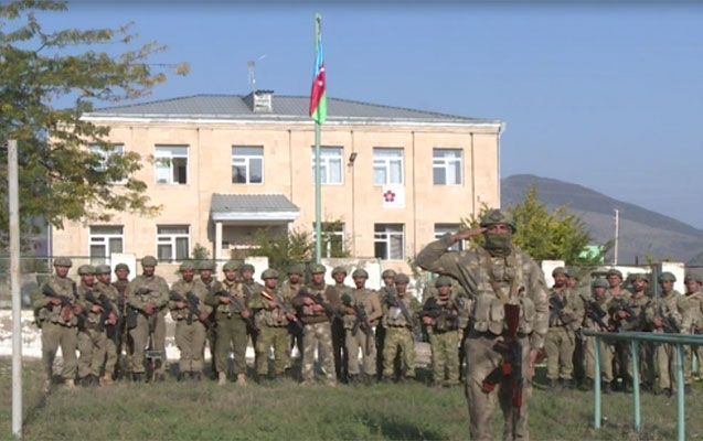 Əsgərlərimiz bayrağımızı Zəngilanda qaldırdı – Video