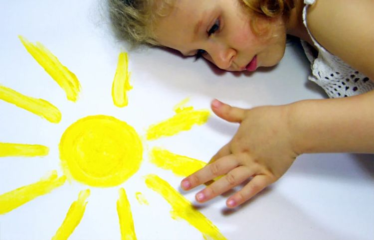 Günəş hansı ölkəyə aiddir? – Yeni müharibə şeirləri