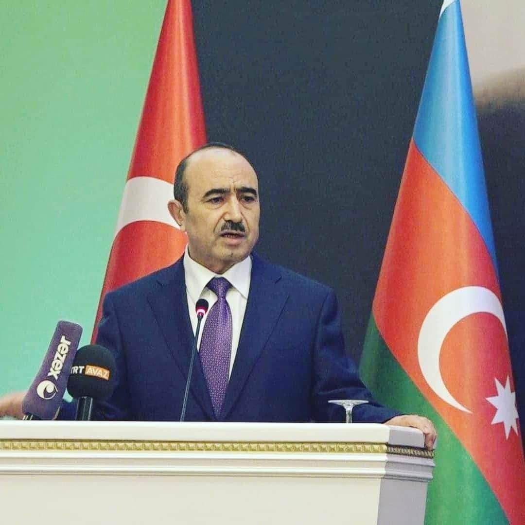 Əli Həsənov etiraz etdi