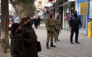 Maska taxmayan şəxslər cərimələnib