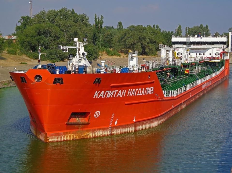 Beyrutda girov qalan “Kapitan Nağdaliyev” quru-yük gəmisinin heyəti azad olundu