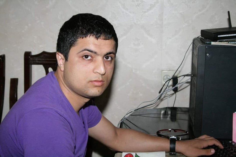 Həkimdən bəd taleyinə dərman yazmağı xahiş edən şairin qələmindəki incilər