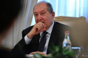 Vəkillər Sarkisyana cinayət işinin açılmasını tələb edirlər