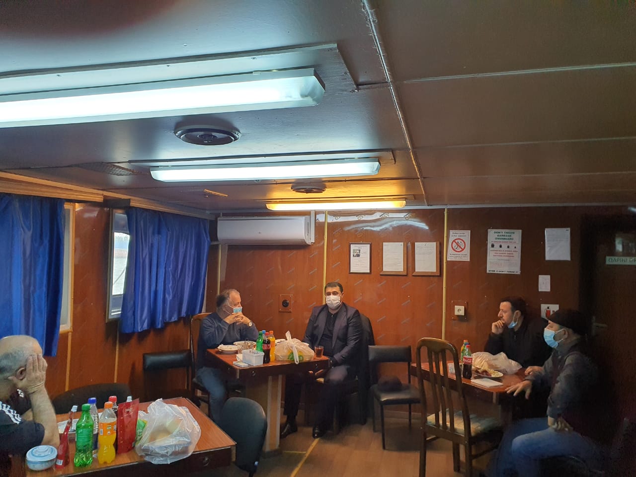 “Şamaxı” gəmisində ərzaq təchizatı ilə bağlı görüş keçirilib