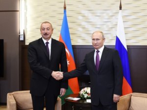 Putinlə Əliyev arasında telefon danışığı olub