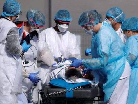 Britaniyada son sutkada 15 nəfər həyatını itirib – COVID-19