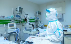 Azərbaycanda COVİD-19-a yoluxanların və ölənlərin sayı