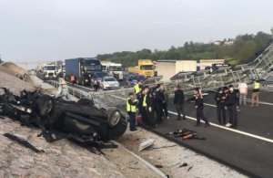 Qazaxıstanın Türkiyədəki konsulluğunun maşını qəzaya uğradı