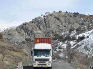 Axı İran TIR-ları Qarabağa nə daşıyır?