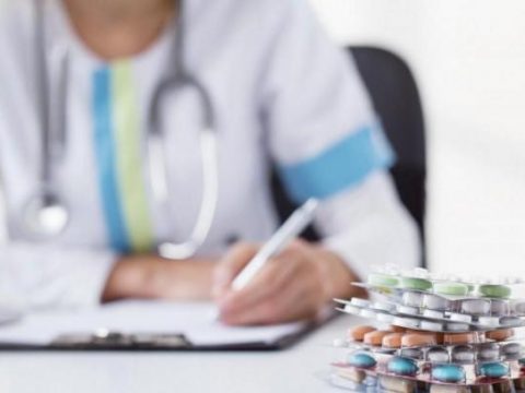 Milli Onkologiya Mərkəzinin həkimi vəfat etdi