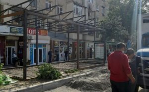 Agentlik: Paxtaxtın Nizami rayonunda piyada səkisi zəbt olunub