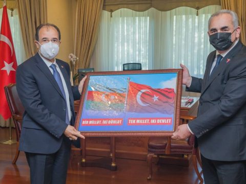 “Siz sadəcə qardaş ölkəyə deyil, həm də qalib ölkəyə gəlmisiniz” – MHP) sədr