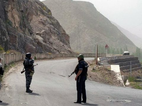 İki ölkə sərhədində vəziyyət sabitləşir