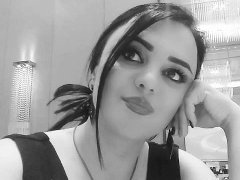 “Buza dönmüş qız – Şəhid XEYRULLA İBRAHİMOVUN məzarı önündə…” – Günay Nəriman yazır