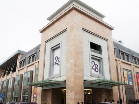 Bu gündən “Mall”lar açılır