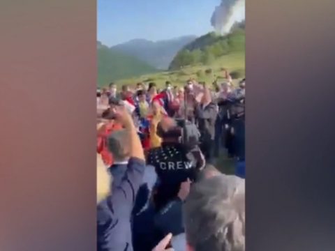 İlham Əliyev Cıdır düzündə rəqs etdi – Video