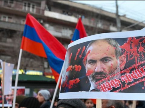 Ermənistanda Paşinyan əleyhinə qeyri-adi aksiya keçirilib