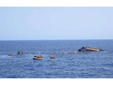 Meksikada qayıq batıb