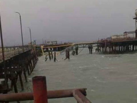 Xəzərdə faciə -Kəsici fəhlə işini icra edərkən yıxılaraq ölüb