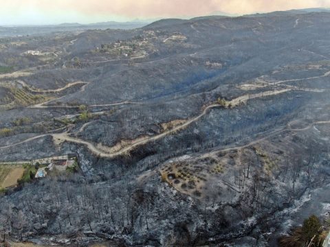 Azərbaycan Türkiyəyə yardıma tələsir: 500 nəfər FHN işçisi, helikopterlər…