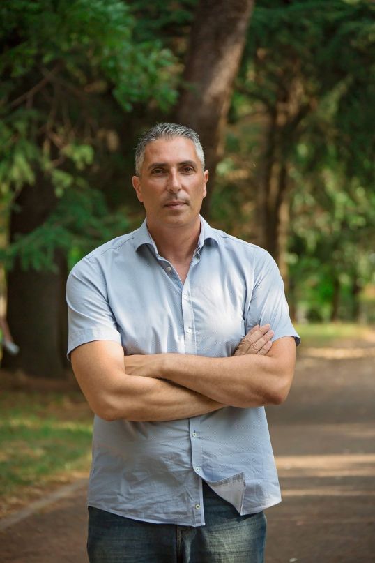 Sənin kədərlərini alıb aparacaq o çay yoxdur – Jelko Sekuloviç: Şeirlər – Tərcümə