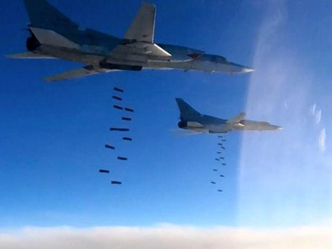 İsveç istehsal etdiyi hərbi təyyarəni reklam etmək üçün Əfqanıstanı bombaladı