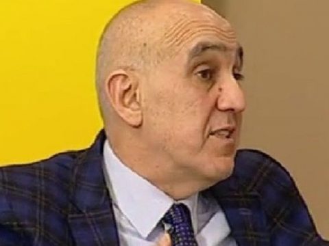 Lotu çox biədəb sözdür – Professor yazır…