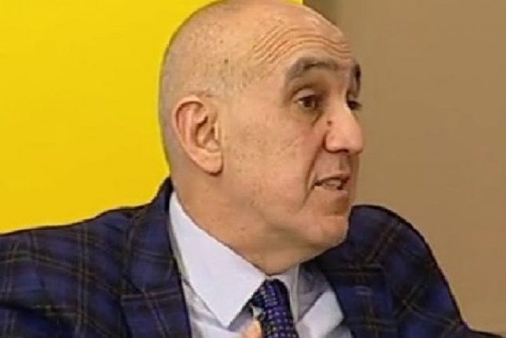 Lotu çox biədəb sözdür – Professor yazır…