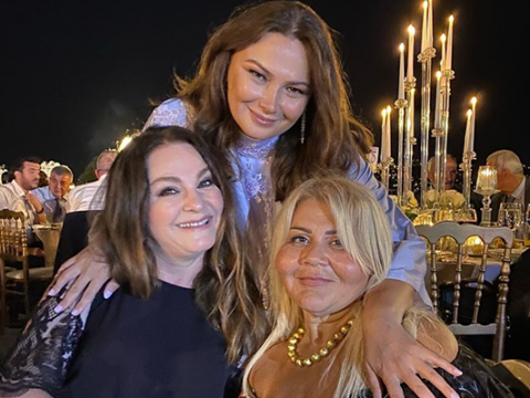 Kəmalə Paşayevanın toyundan fotolar paylaşdılar