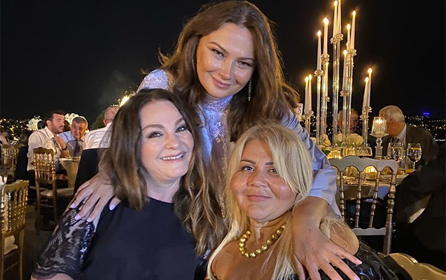 Kəmalə Paşayevanın toyundan fotolar paylaşdılar