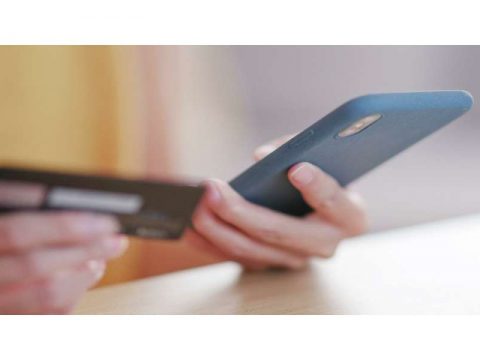 Ddələduzlar dənizçinin bütün pulunu əlindən aldı