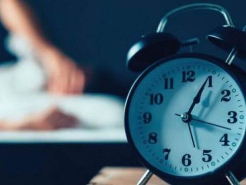 Dərman olmadan yuxusuzluqdan necə qurtulmaq olar?