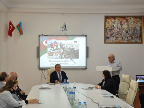 “Qarabağ ədəbi mühiti: tarix və müasirlik” mövzusunda Elmi konfrans keçirildi