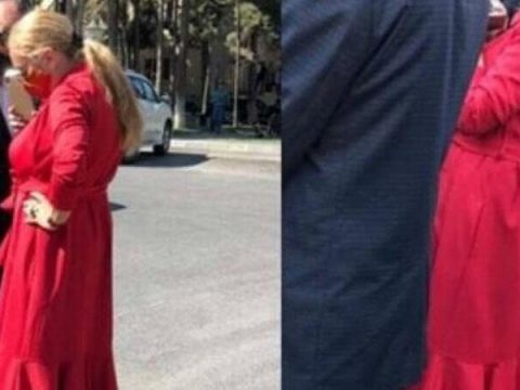 Qıpqırmızı geyimdə Şəhidlər xiyabanına gələn qadın kimdir? – VİDEO