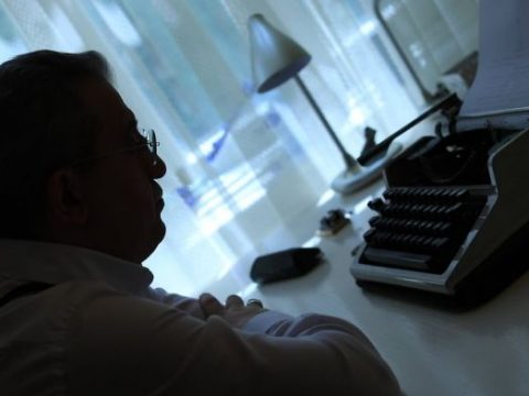 “Elə indi çiçək açmış albalının budağını qırdım” – Səlim BABULLAOĞLU