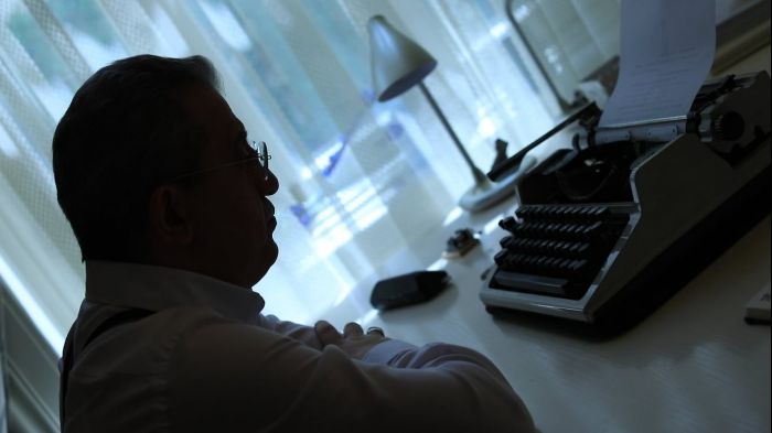 “Elə indi çiçək açmış albalının budağını qırdım” – Səlim BABULLAOĞLU