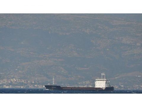 Teploxod balıqçı gəmisi ilə toqquşub