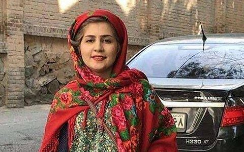 Hökuməti tənqid edən iranlı jurnalistə hücum olundu