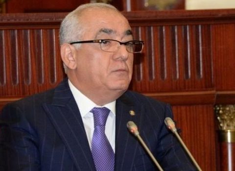 Əli Əsədov deputatlara hesabat verəcək