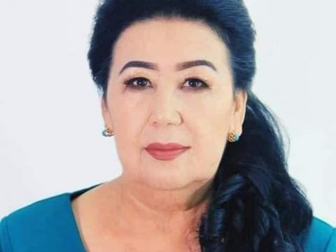Gülzira Şaripova 1-ci Qarabağ müharibəsinin şəhidi Azər İsayevin şeirini özbək türkcəsinə tərcümə etdi