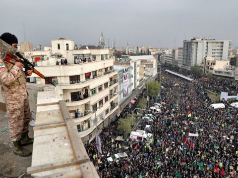 İranda azərbaycanlı fəallara hökm oxundu