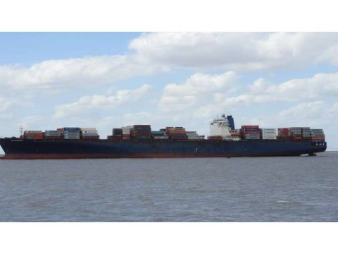 Dəniz quldurları 6 heyət üzvünü girov götürüblər