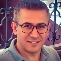 “Kır dümeni aşk rıhtımına, Kaptan!” Şeirlər… – FİKRET ÇELİK (Türkiyə)