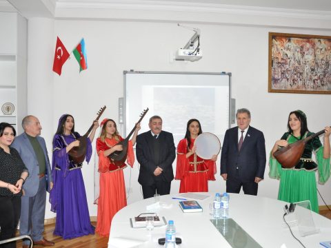 Ədəbiyyat İnstitutunda “Aşıq sənətinin Ələsgər zirvəsi” mövzusunda beynəlxalq elmi konfrans keçirilib