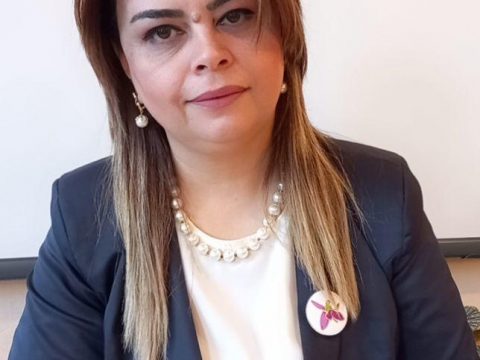 Müqəddəs peşənin ülvülüyüni qoruyanlar – Əntiqə Qonaq yazır…