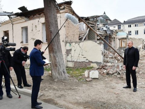 Prezident Murov dağındakı tunelin tikintisindən danışdı